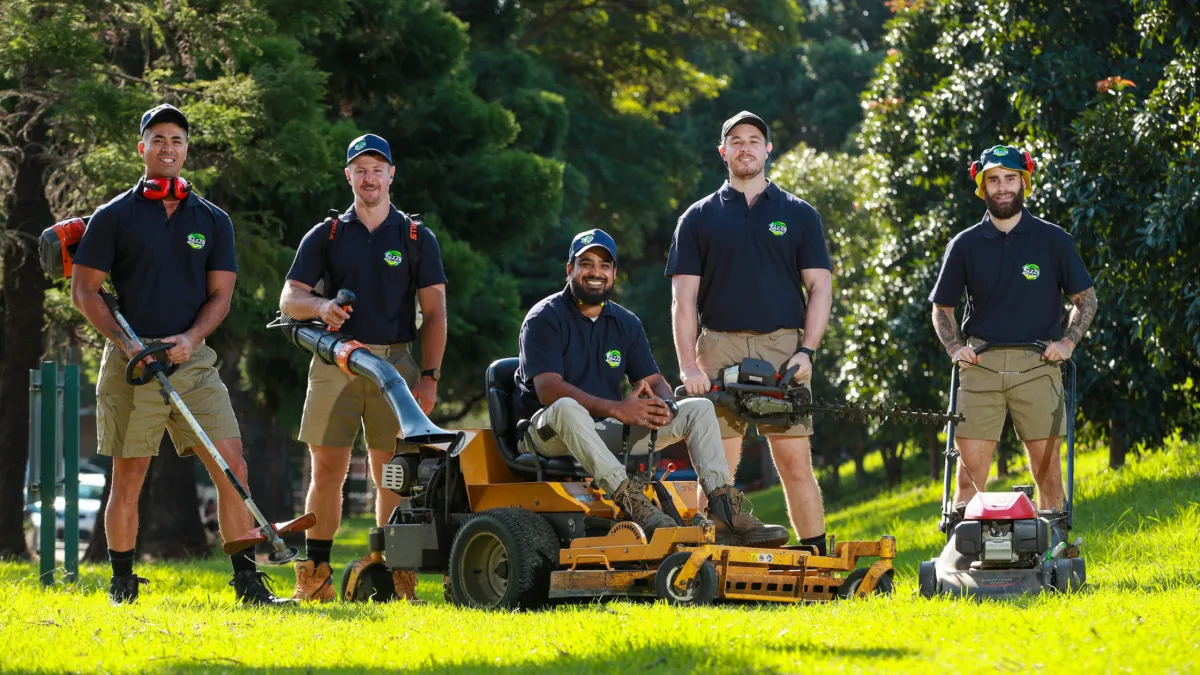 How to Choose the Right Lawn Care Service in Inner West Sydney This Spring