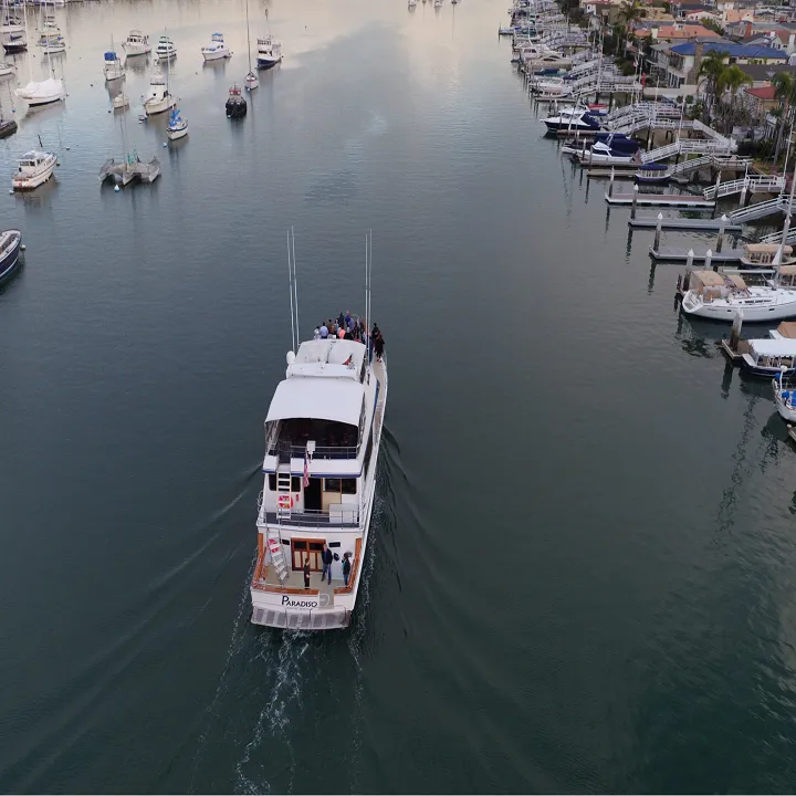 Charter Boats for Scattering Ashes in Open Waters