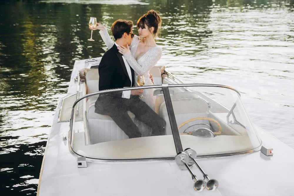 Romantic Evenings with Boat Hire in Newport Beach