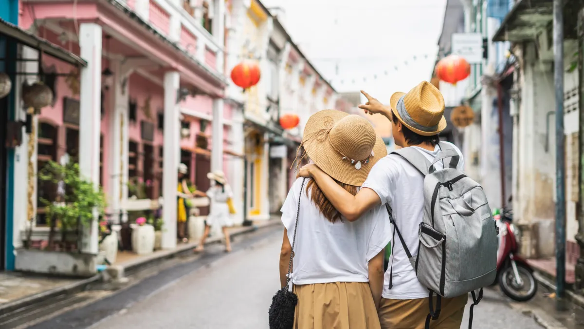 Couples Who Travel Together, Stay Together: The Science Behind Travel and Stronger Relationships


