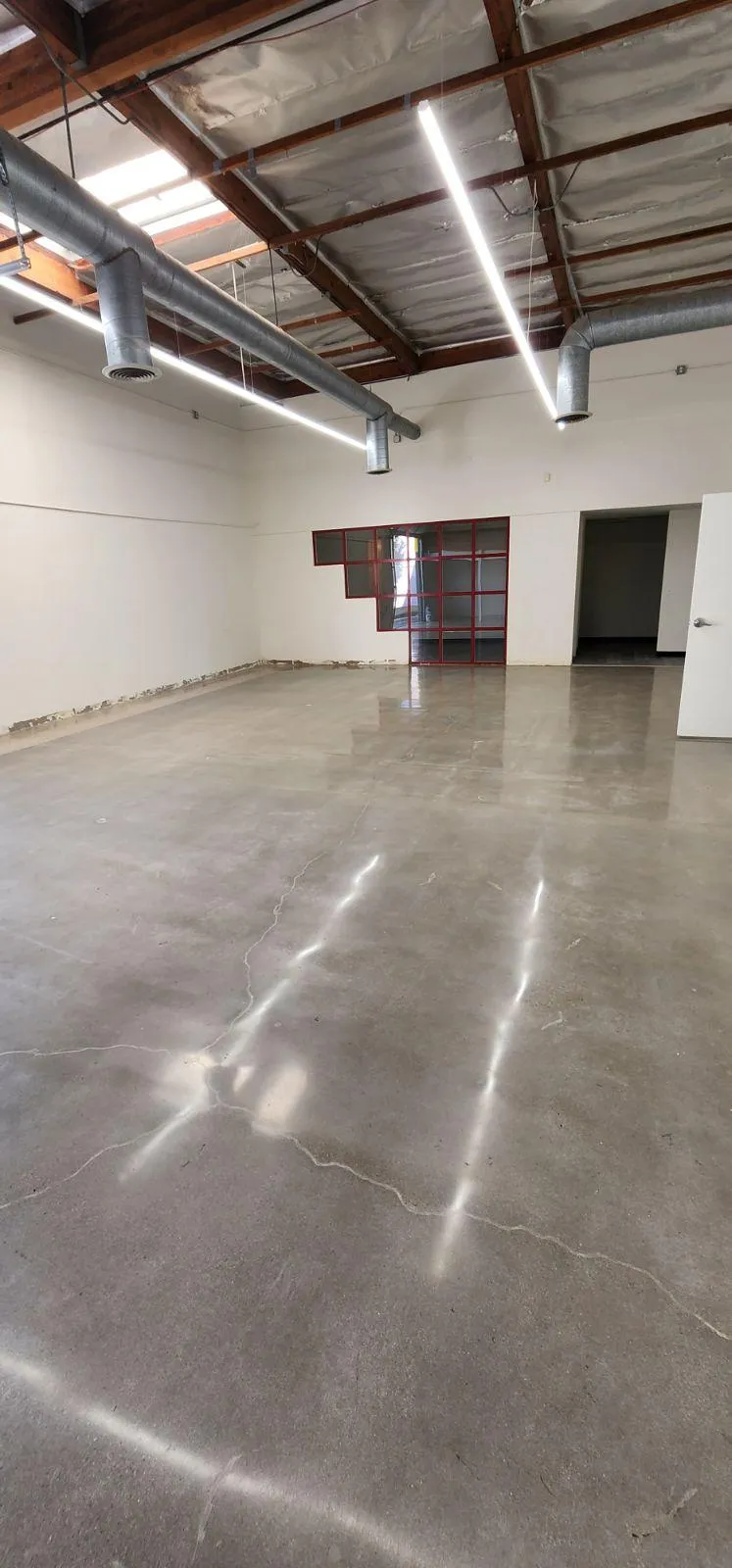 Polished concrete floor by Infinity Concrete Coatings