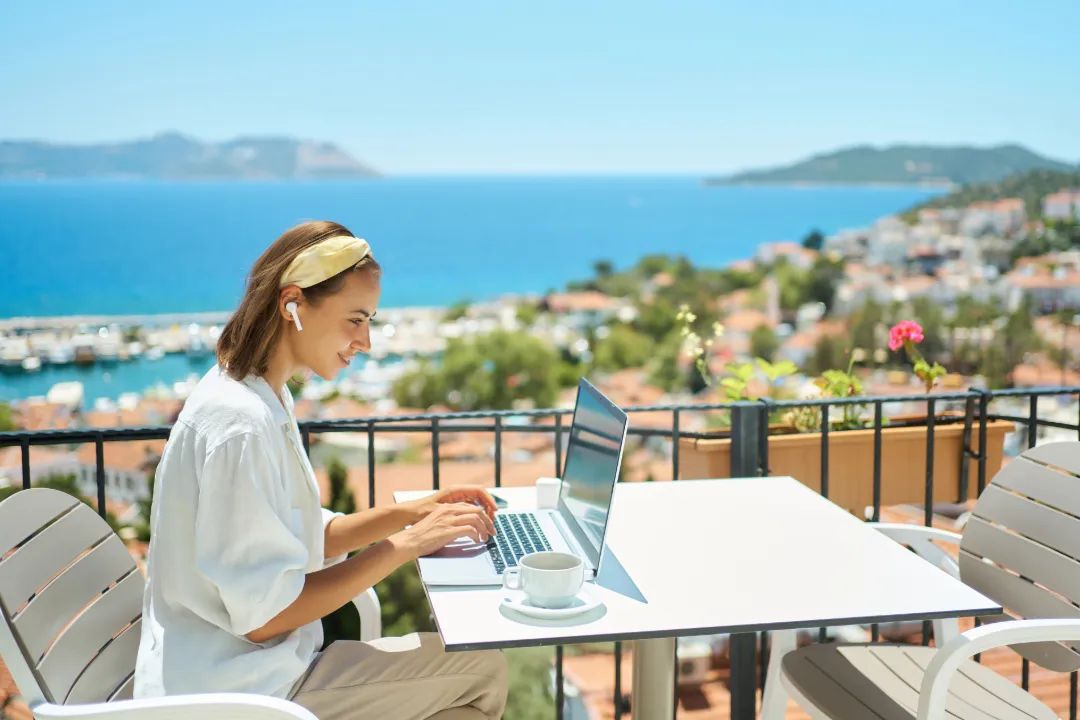 Working remotely on vacation