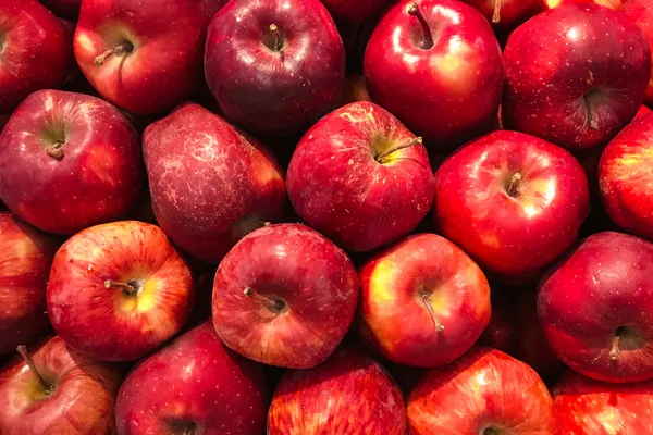 Apples