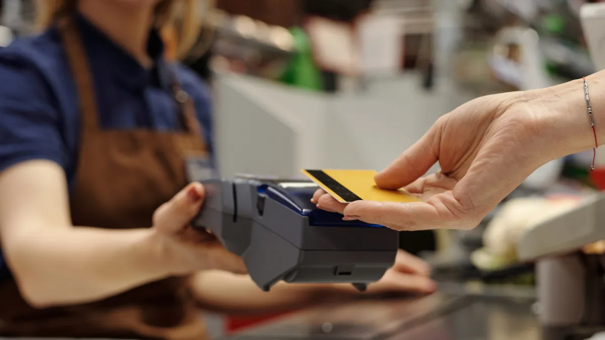 How Credit Cards Became the Emergency Fund for Many Americans | My Debt Navigator