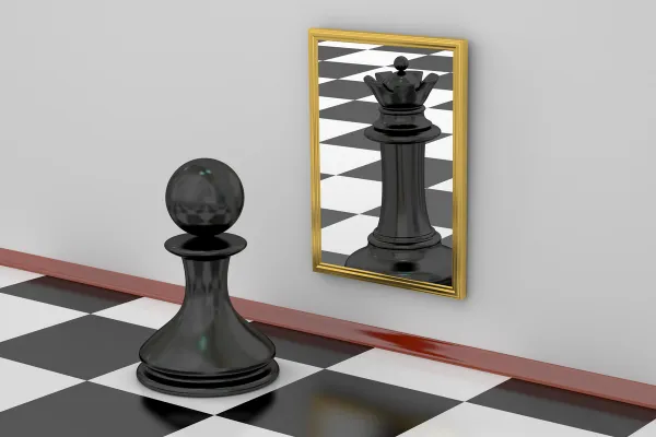 pawn queen in mirror