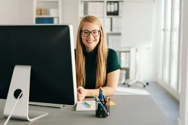 Woman at a computer screen