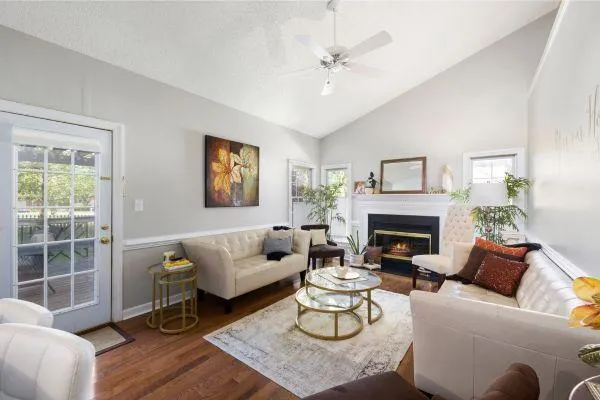 Winter is the best time to refresh your home interior !