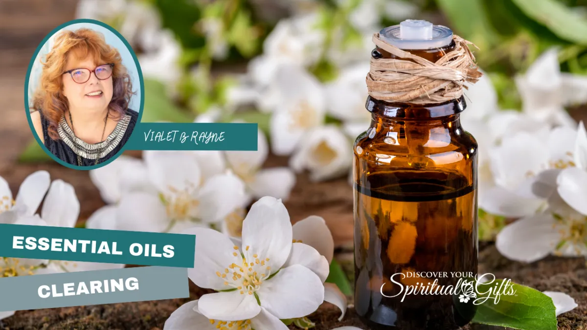 Essential Oils for Clearing
