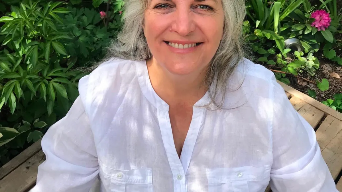 An Interview with Stephanie Nelson