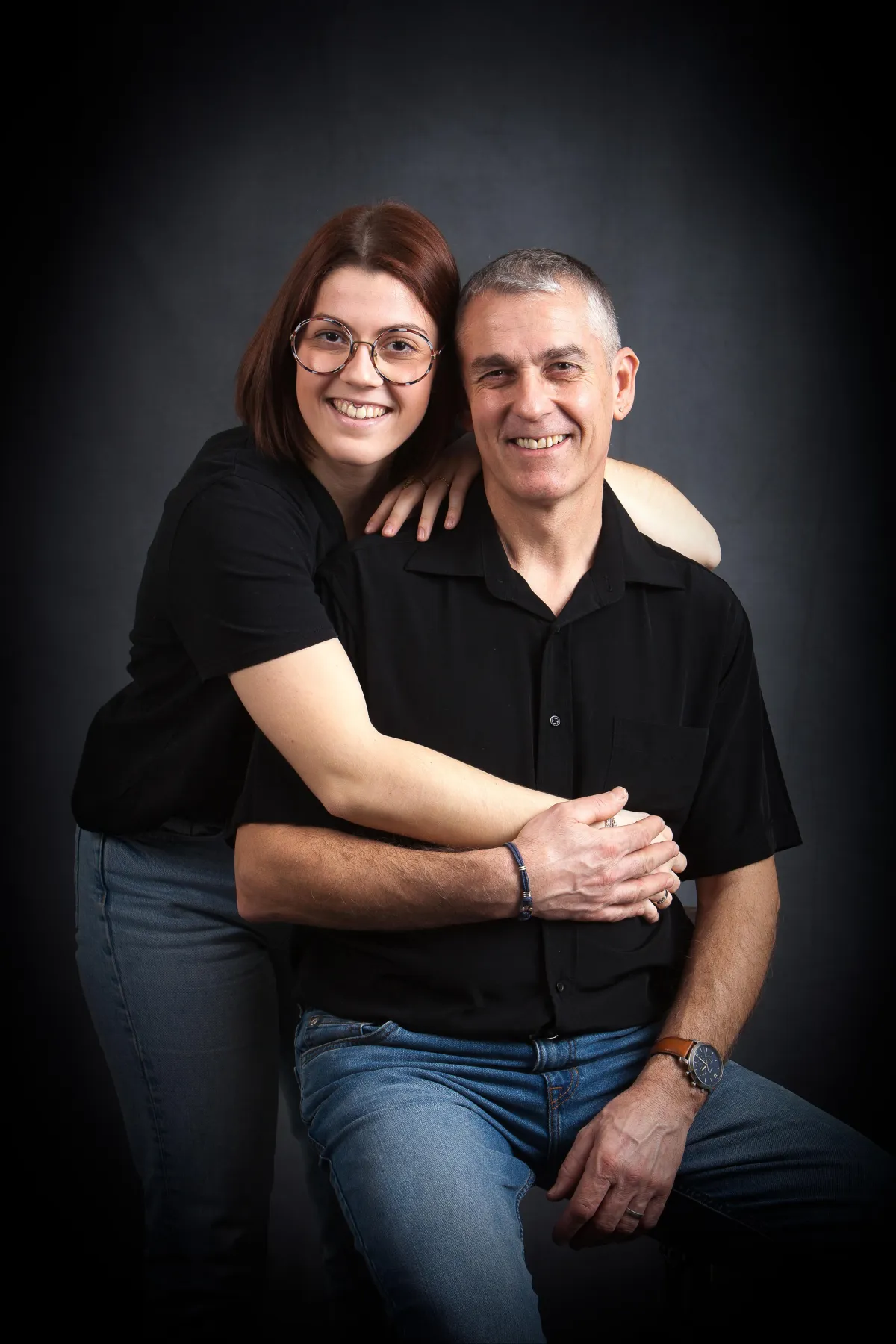 studio photo Portes-lès-Valence / shooting en studio Valence / photographe professionnel Portes-lès-Valence / séance photo studio Valence / portrait studio Portes-lès-Valence / photographe grossesse studio Valence / studio photo bébé Portes-lès-Valence / photo identité studio Portes-lès-Valence / photographe Valence / shooting photo studio Drôme / portrait pro studio Valence / photographe local Portes-lès-Valence / séance famille en studio Valence / photo artistique studio Portes-lès-Valence / photographe en intérieur Valence