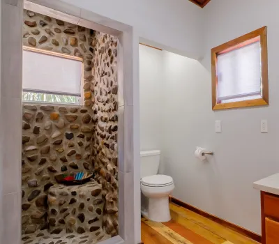 Vacation Rental with Bathroom with walkin shower in Ambergris Caye Belize