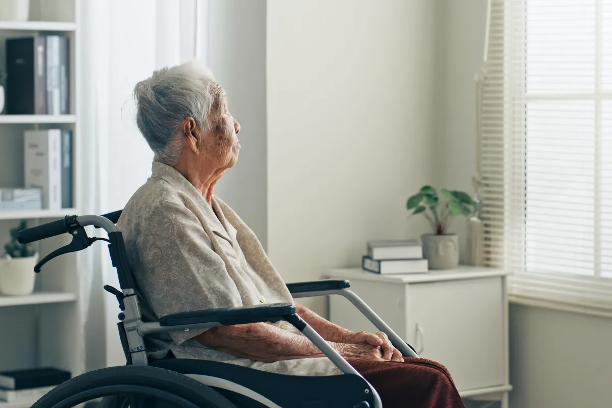 ¿Cómo las evaluaciones neuropsicológicas ayudan en el diagnóstico de trastornos de la memoria en adultos mayores?