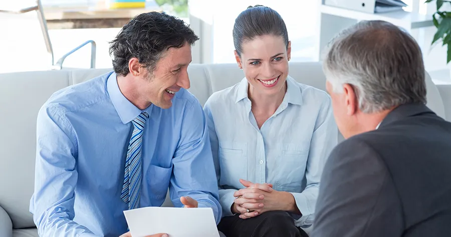 Pros and Cons of Whole Life Insurance: A Clear Guide