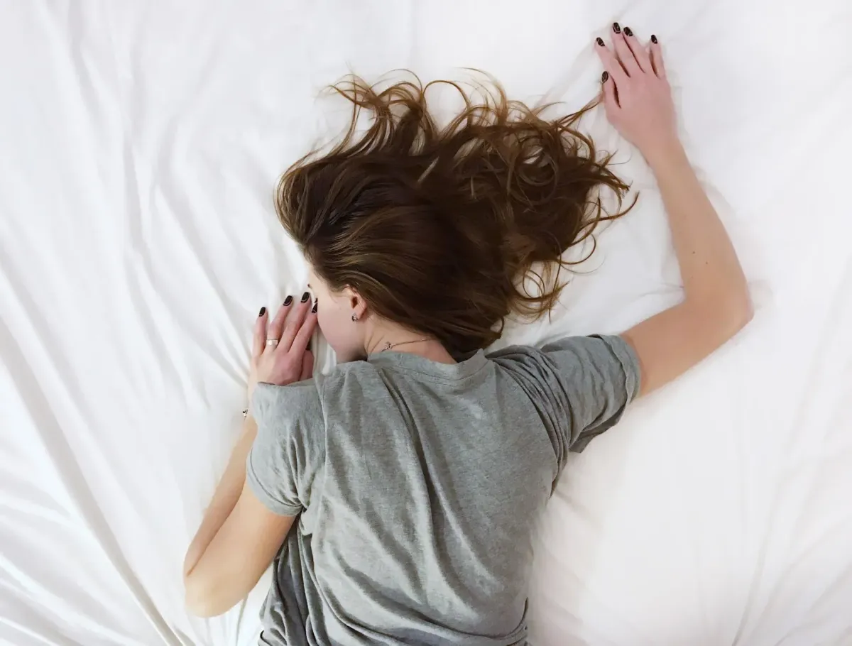 7 Common Symptoms of Hypothyroidism in Women