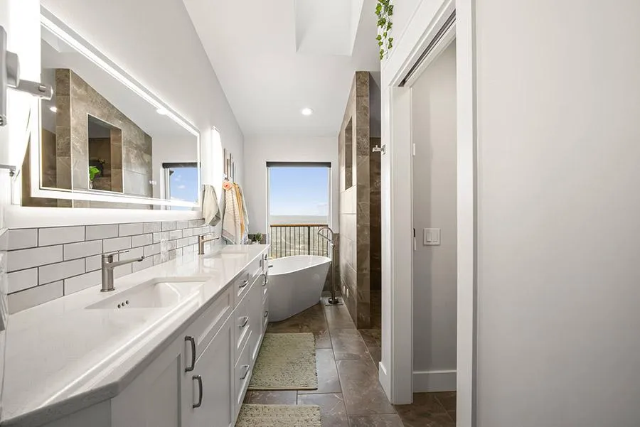 Custom straw bale home, custom straw bale builder, custom home, energy efficient, leed certifies, boise, 