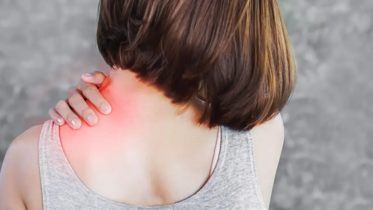 Do I Have Chronic Neck Pain? Here’s How to Tell!