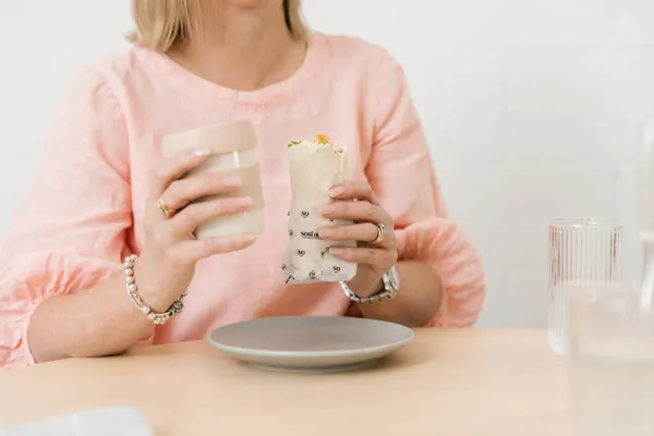 Why You Shouldn’t Eat and Drink at the Same Time After Bariatric Surgery