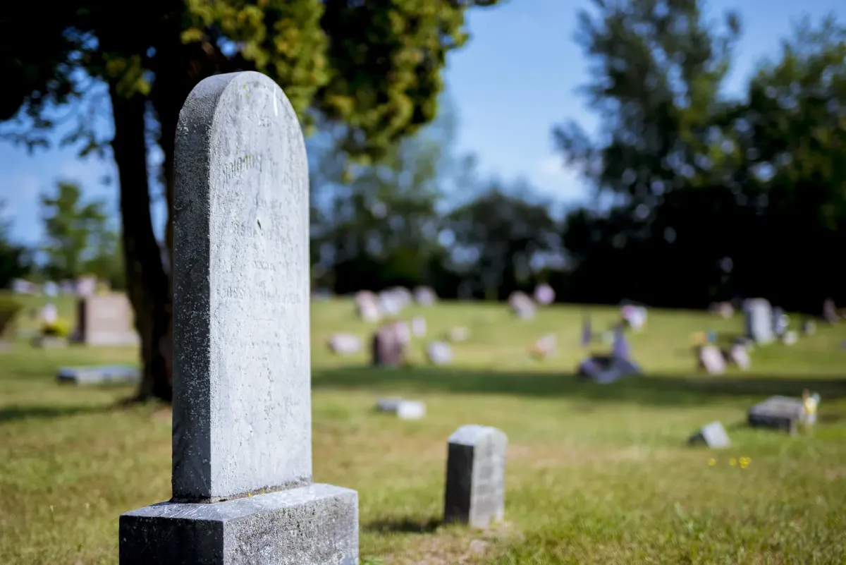 Tanatorio Funeraria Castellón Robles. El trabajo de un enterrador