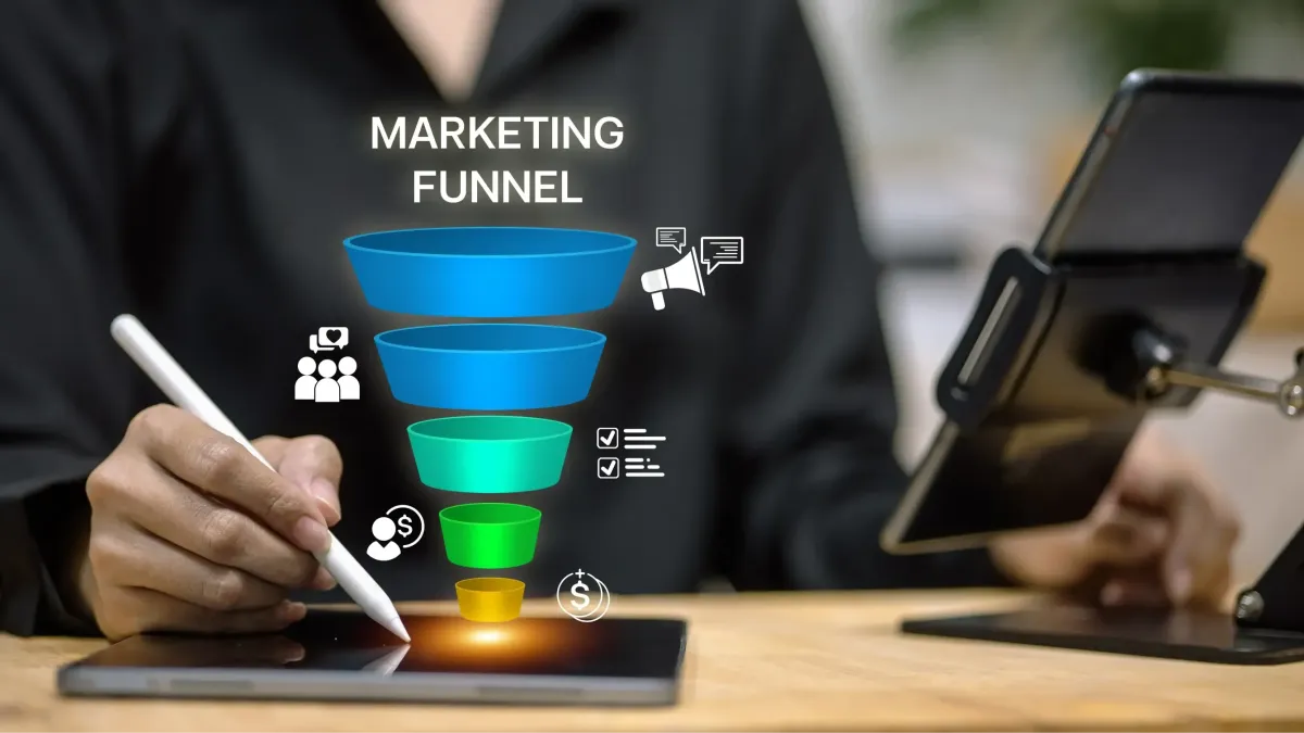 Roofing Marketing Funnel: Lead to Close Guide