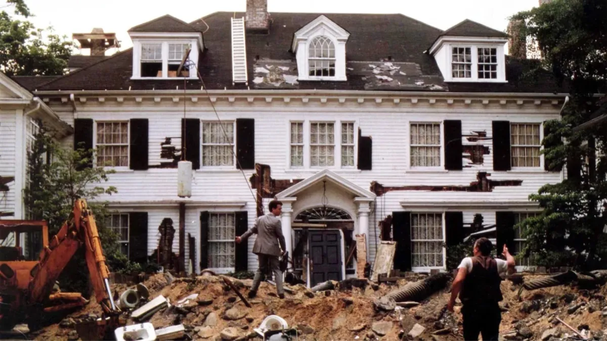 New Construction vs. Fixer-Upper: What’s the Smarter Move in 2025?