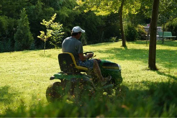 Ride on mowers