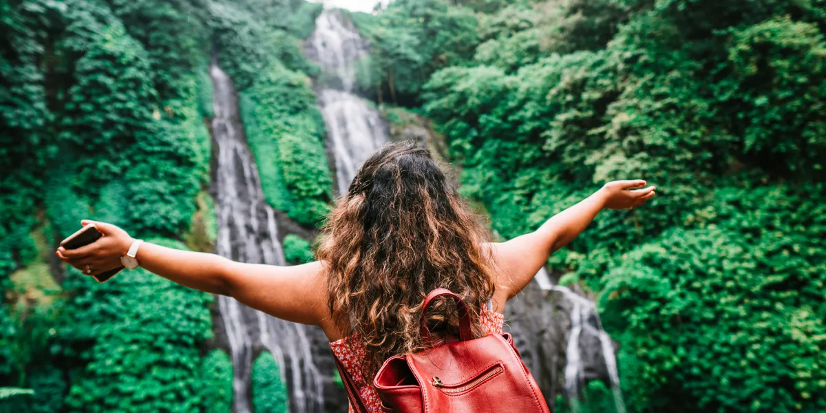 Tourism Trends in Canada: What Small Operators Need to Know for 2025