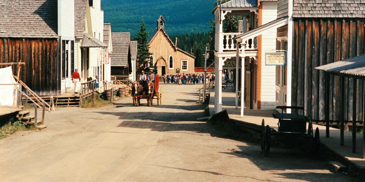 Canadian History You Can Walk Through: Living Museums and Historic Sites