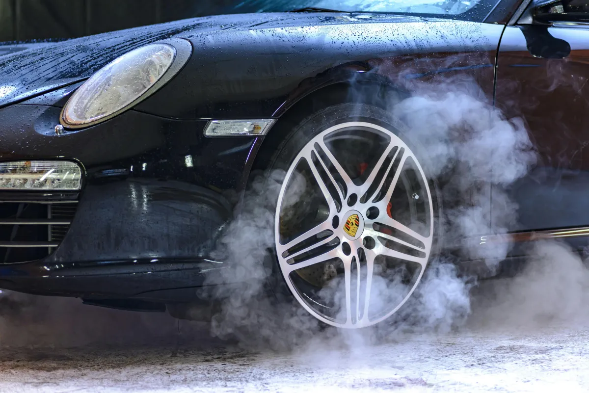 7 Lifesaving Tips for Your Car Tyres