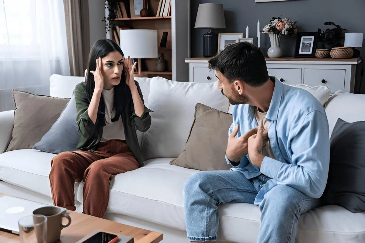 How to Recognize the Signs of a Toxic Relationship Early