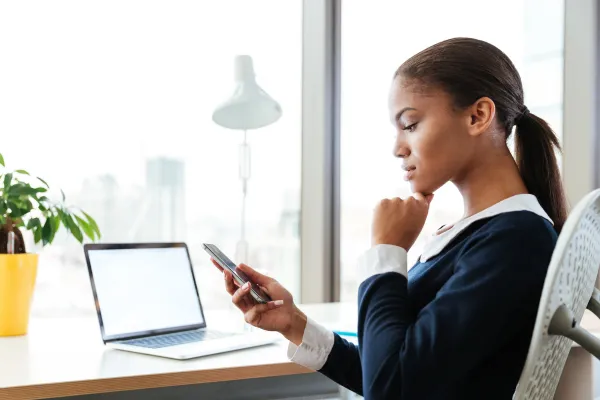 Navigating Payment App Reporting: What Coaches, Creators, and Consultants Need to Know About 1099-K Forms Photo by Canva