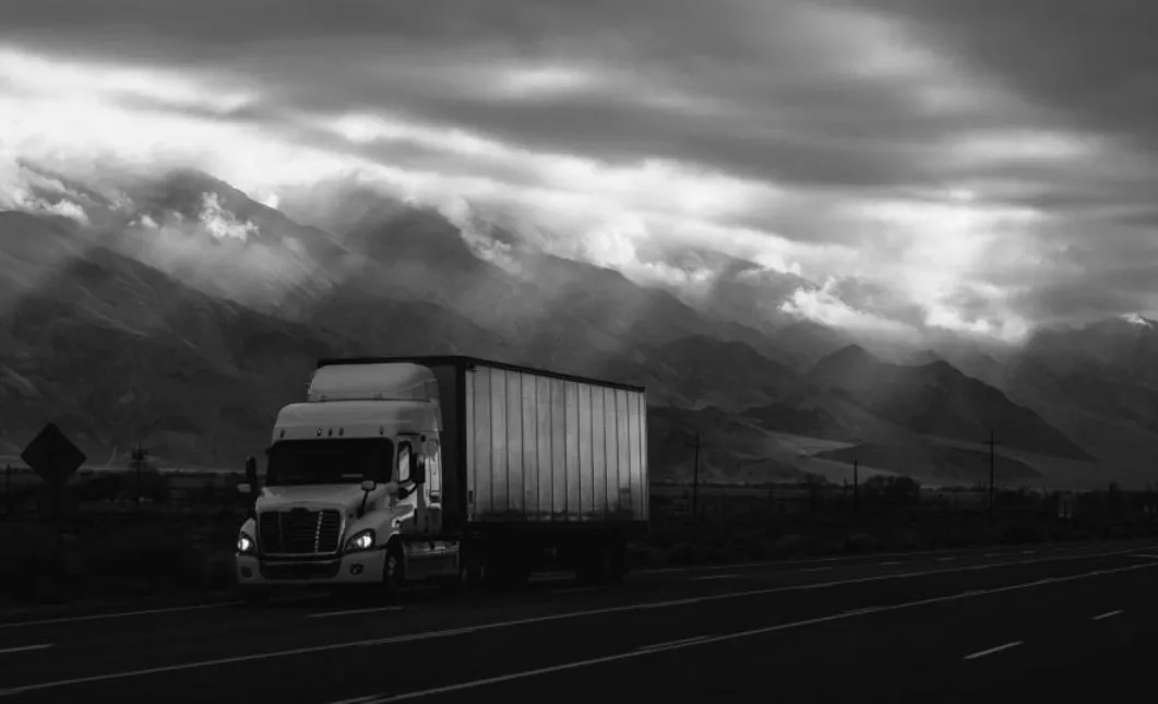 How to Compare Freight Quotes When Rates Are Volatile