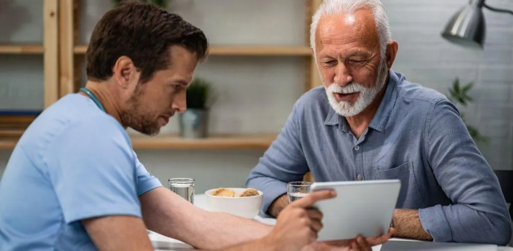 Veteran looking at insurance