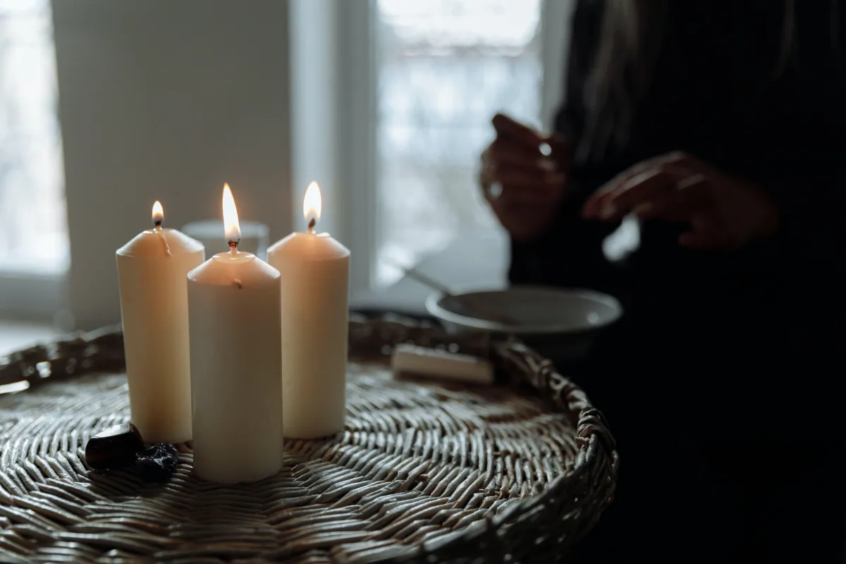 Feeling Unhappy? You Should Make 2 New Friends Then: Mindfulness and Meditation!