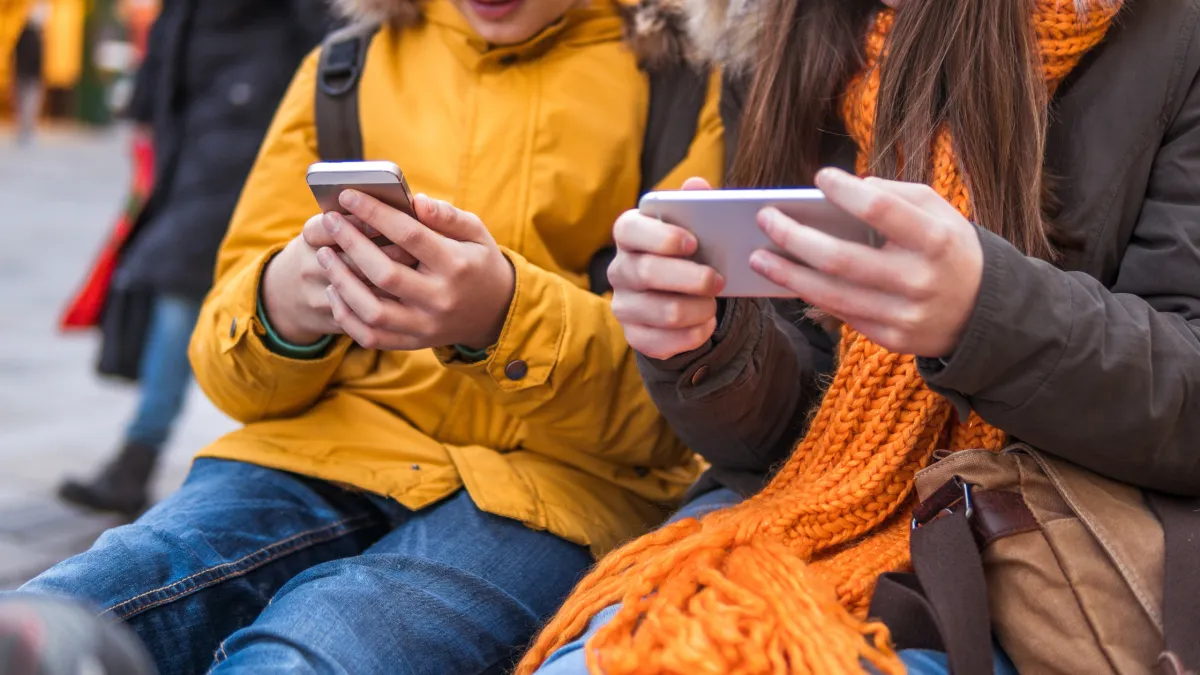 8 Screen Problems for Parents