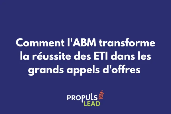 Équipe ETI préparant réponse appel d'offres avec stratégie ABM sur tableau 