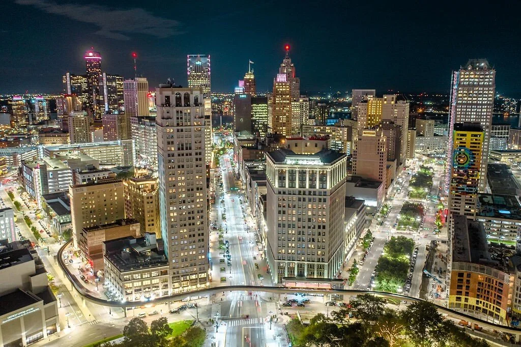 Exploring Downtown Detroit by Car: Parking Tips and Must-See Attractions (Rent Now LLC, Detroit, MI)