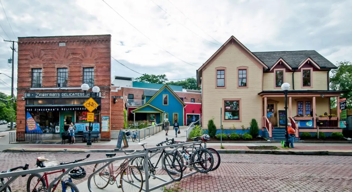  Day Trips from Detroit by Rental Car: Ann Arbor, Frankenmuth, and the Upper Peninsula (Rent Now LLC, Detroit, MI)