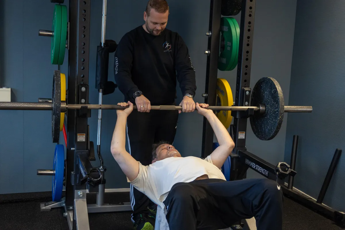 Wat kost een personal trainer in Assen? | Optimal Strength