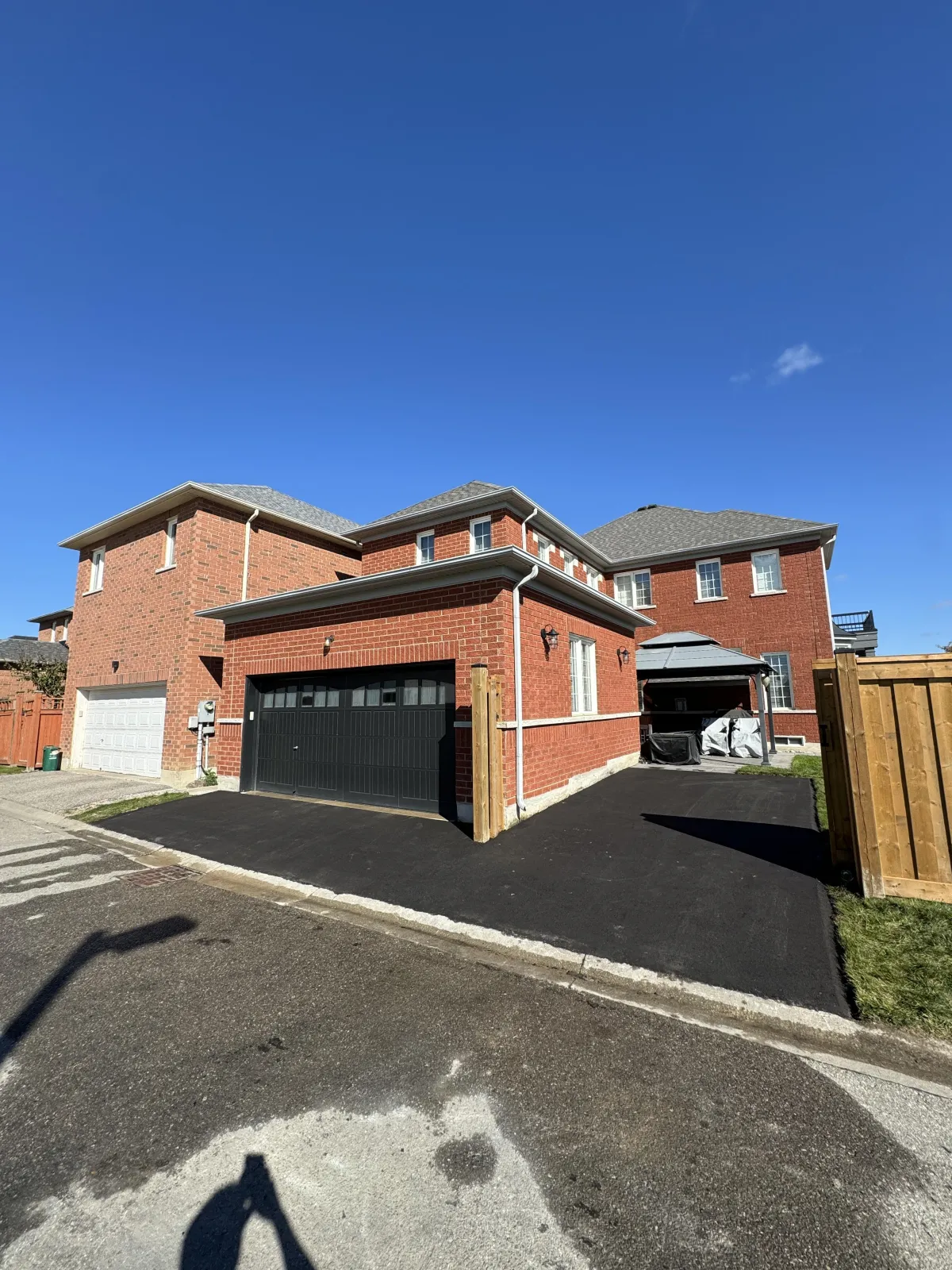 Residential Asphalt Driveway Paving in Markham | Pavemar Paving