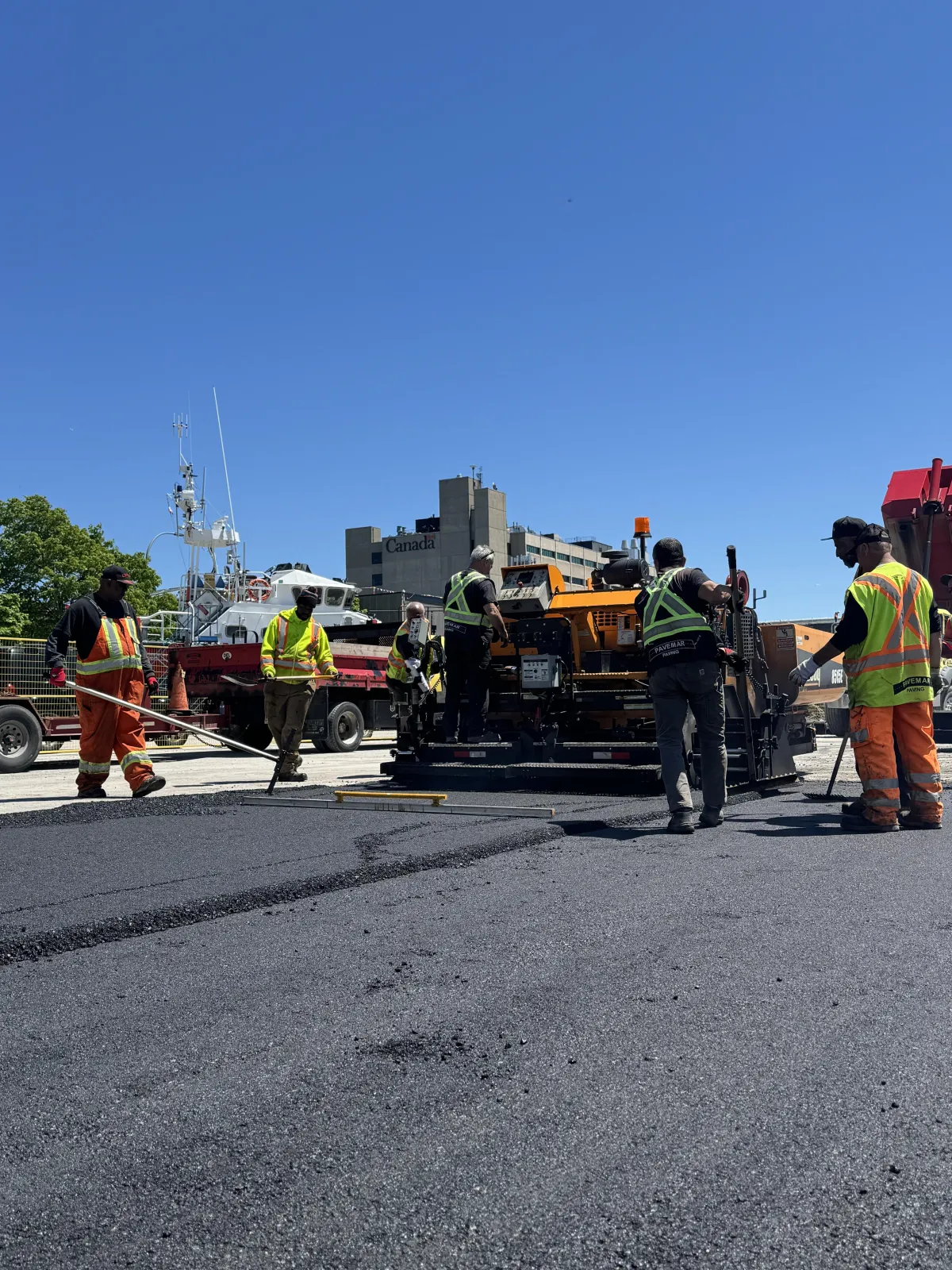 Base and Top Coat Commercial Paving in Burlington | Pavemar Paving
