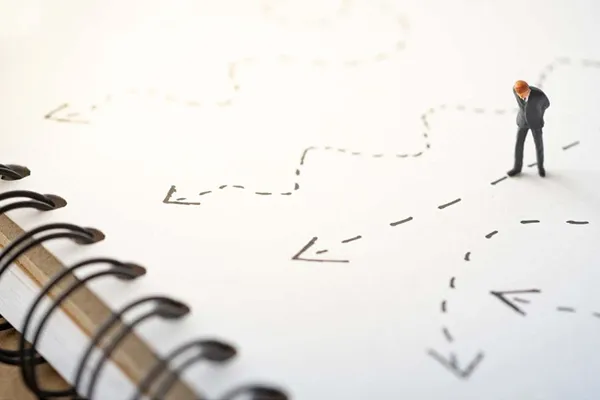 Why Hiring a Life and Business Strategist Is the Smartest Investment for Your Growth