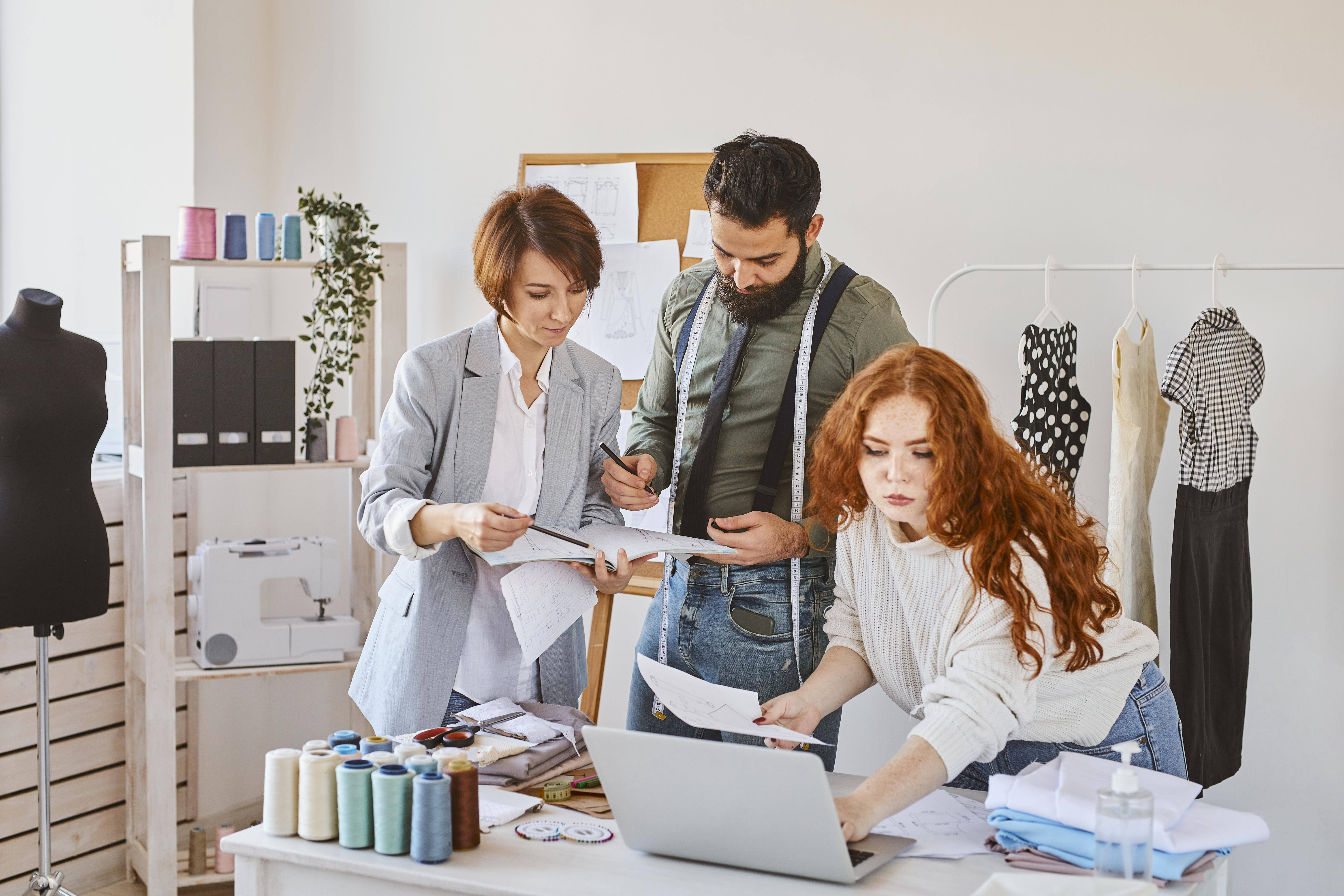 Como a Integração de Sistemas ERP Transforma o Setor de Moda: Inovação e Gestão Eficiente