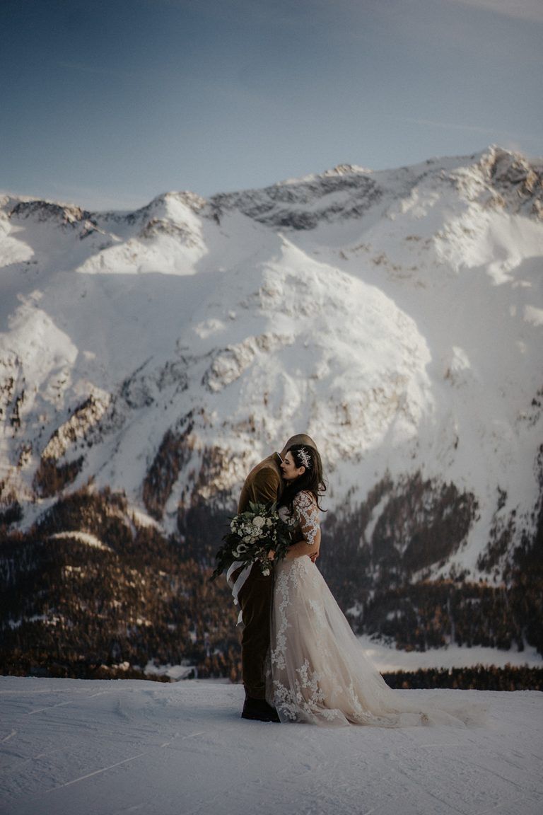 Heiraten im Winter im Schnee