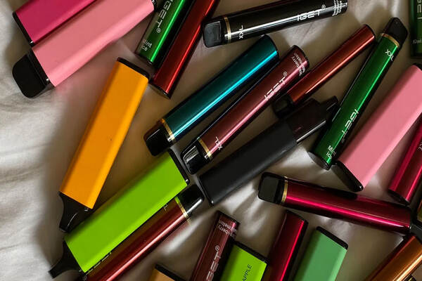 Disposable Vapes at House of Pipes