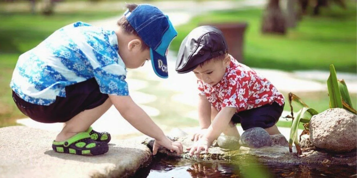 outdoor toddler activities