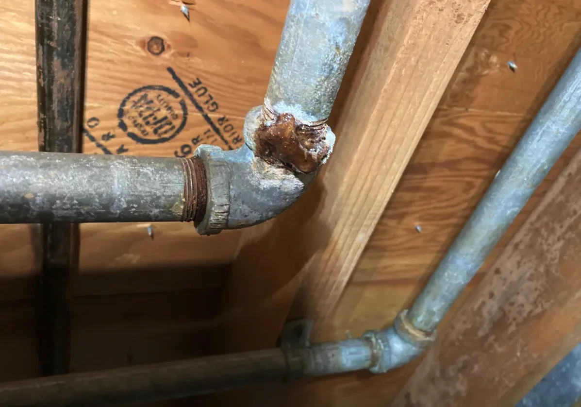 Burst Pipe vs. Slow Leak: How to Tell the Difference | A3 Plumbing