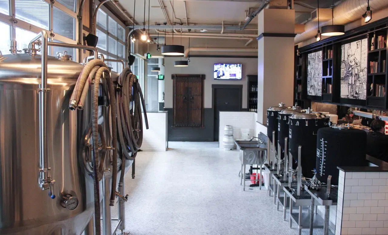 Sip, Savor & Soak Up Seattle at Belltown Brewing — Your Go-To Spot for Craft Brews and City Vibes