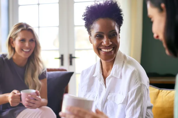 How to Cultivate Social Connections Without Relying on Alcohol for Support