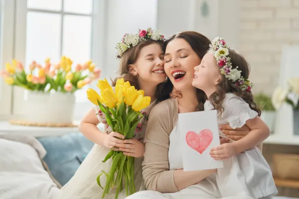 Cheap and Chic: Wallet-Friendly Mother's Day Gifts That Are Sure to Please