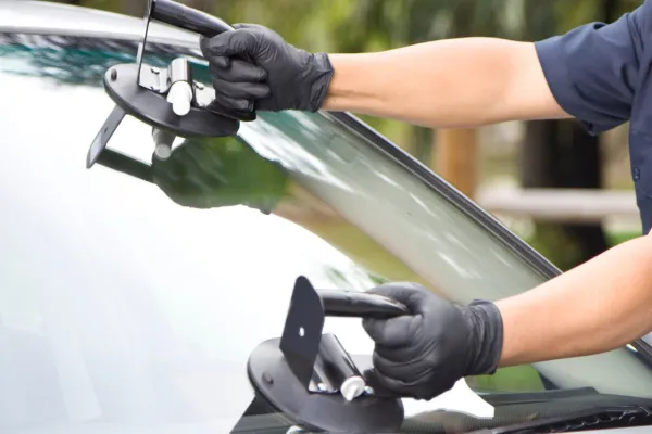 Empire Auto Glass Solutions: Expert Windshield & Auto Glass Repair Nearby